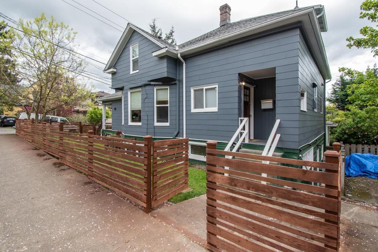 Remodeled 2-bedroom Unit In Fremont W/ Luxe Bathrooms * Seattle