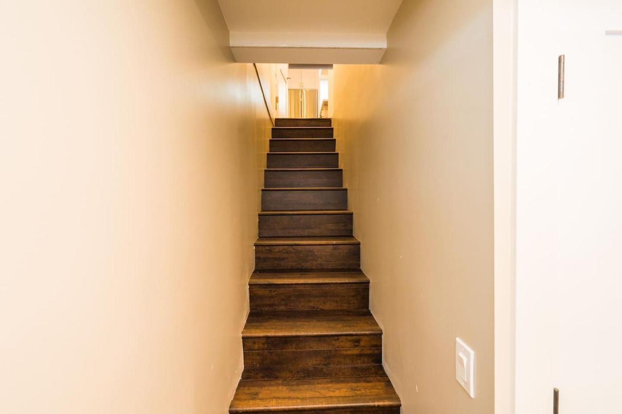 Remodeled 2-bedroom Unit In Fremont W/ Luxe Bathrooms Apartment Seattle