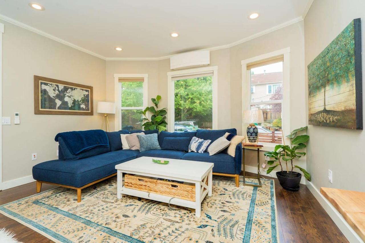 Remodeled 2-bedroom Unit In Fremont W/ Luxe Bathrooms Apartment *