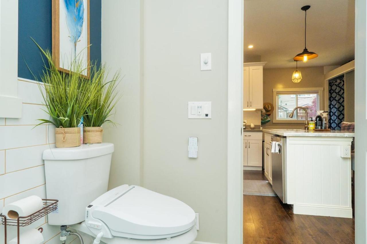 Apartment Remodeled 2-bedroom Unit In Fremont W/ Luxe Bathrooms *