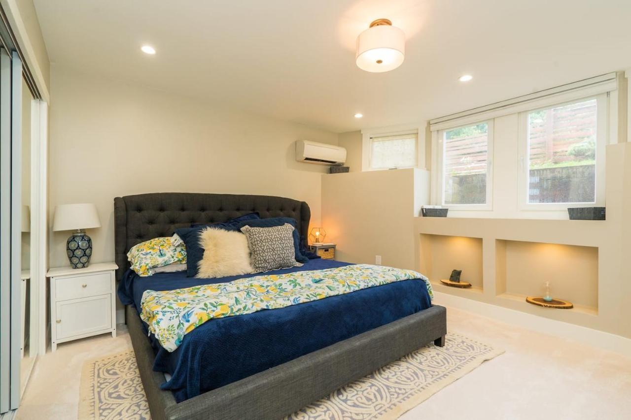 Remodeled 2-bedroom Unit In Fremont W/ Luxe Bathrooms Apartment Seattle