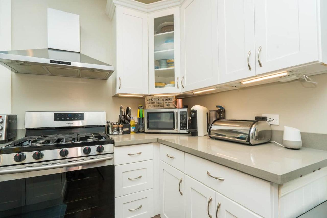 Remodeled 2-bedroom Unit In Fremont W/ Luxe Bathrooms Apartment *