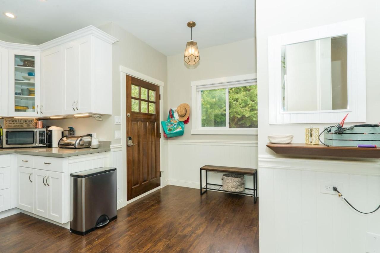 Remodeled 2-bedroom Unit In Fremont W/ Luxe Bathrooms *