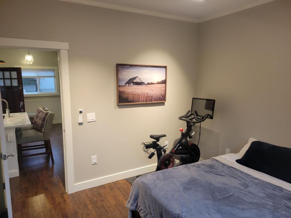 Apartment Remodeled 2-bedroom Unit In Fremont W/ Luxe Bathrooms